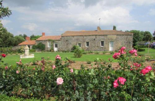 Landevieille House | Maison spacieuse proche du centre de Landevieille + jardin clôturé