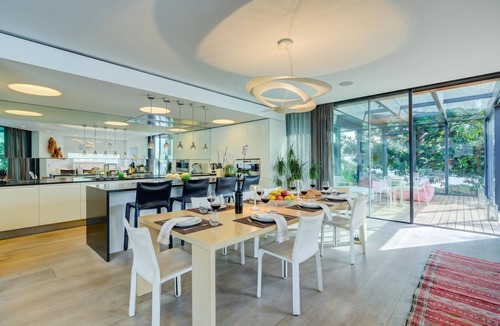 Paradiso Villa | Maison Sur l'Eau, Paradiso (Lugano), Switzerland