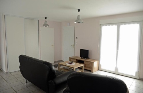 Champagnolles House | Maison tranquille et cosy procher mer et thermes