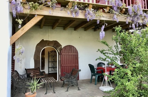 Ispoure House | Maison Typique au Pays Basque