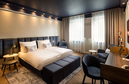 Bahnhofs- und Bismarckviertel Hotel | Maison Viktoria Augsburg