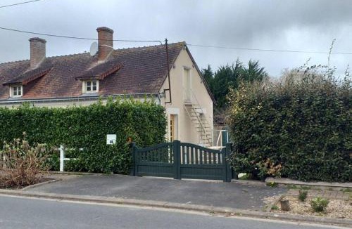 Baudres House | Maison village