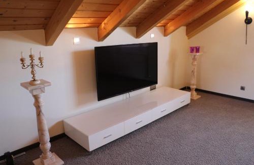 Furstenfeldbruck District House | Maisonette Deluxe by fewo-amperland