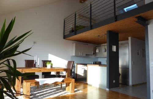 Hirschberg Apartment | Maisonette-Ferienwohnung in Feldrandlage Bergstraße Nähe Heidelberg