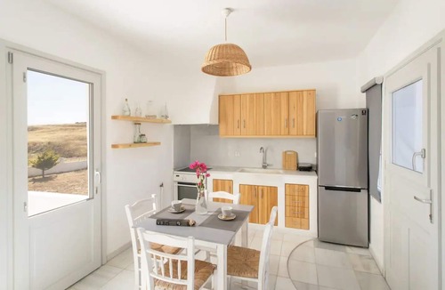 Naousa Villa | Maisonette whith amazing sea view.