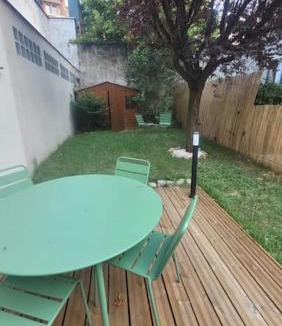 Saint-Mande Apartment | Maisonnette avec jardin proche Paris
