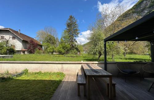 Verthier Apartment | Maisonnette avec terrasse et jardin