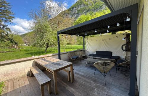 Verthier Apartment | Maisonnette avec terrasse et jardin