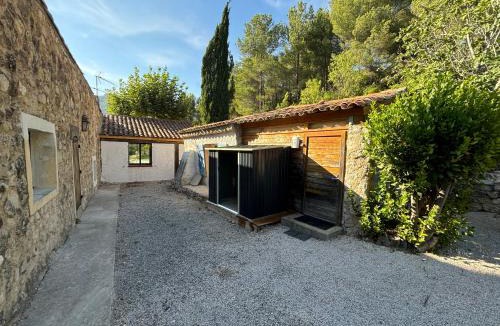 Roquevaire Apartment | Maisonnette face au Garlaban