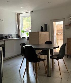 Menglon House | maisonnette