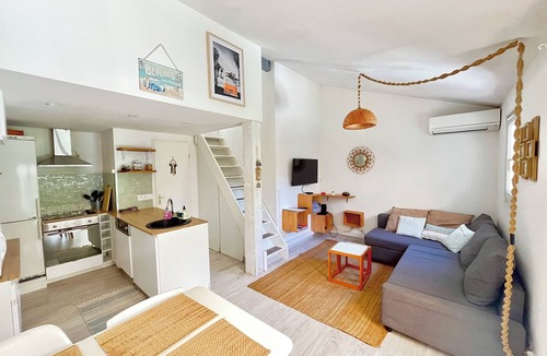 Eyguieres House | Maisonnette in the heart of Provence in a residence with shared swimming pool