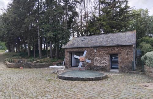 Ernee House | Maisonnette meublée à la campagne