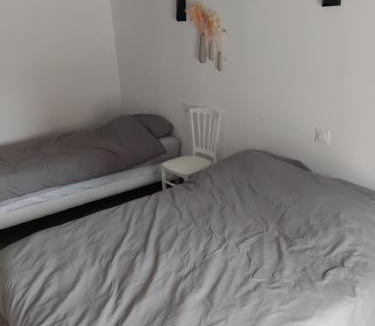 Ernee House | Maisonnette meublée à la campagne