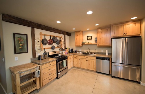 Lake Nacimiento House | Majestic 3 Bed, 2 story loft/majestic farm in Paso Robles