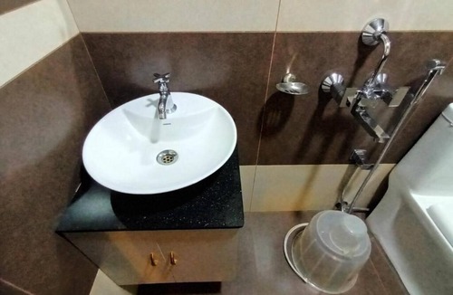 Thiruvananthapuram Cabin | MAJESTIC INN