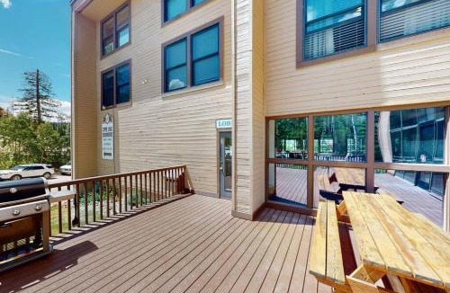 Brian Head Apartment | Majestic Studio Pool-Spa Ski-in out Gym, Sauna, Laundry, BBQ