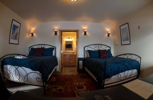 Glacier View Cabin | Majestic Valley Wilderness Lodge