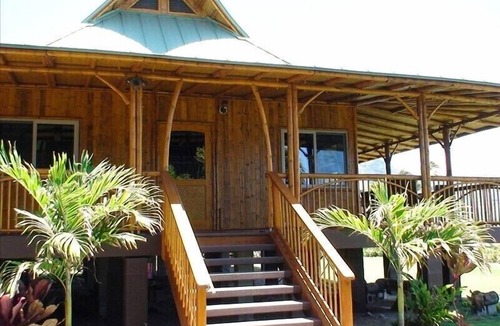 Makaha House | Makaha Beach Front Luxury Bamboo Compound Resort
