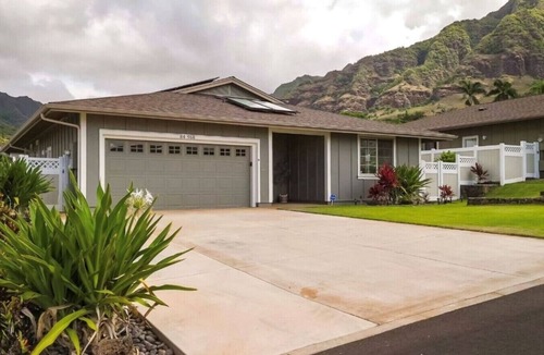 Makaha Valley House | Makaha Mountain Hideaway