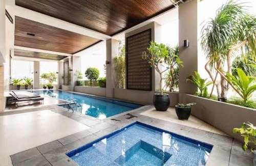 San Lorenzo Apartment | Makati Studio by Luxureich