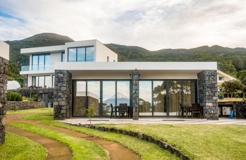 Velas House | Make it Happen Farm