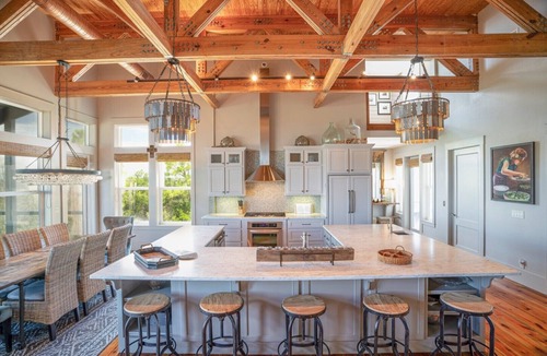 Plantation House | Make Waves for LESS 20% OFF! 'Forcynthia' Luxury Bay Home 4BR/4.5BA