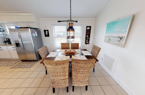 East End House | Make Waves for LESS 20% OFF! Family Friendly