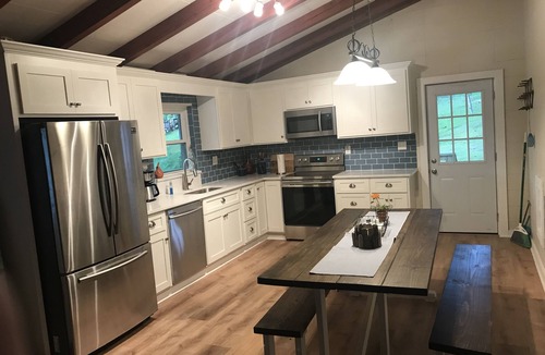 Jacksons' Gap House | Make your summer memories vacation now! Outdoor firepit. Quiet cove. Flat lot.