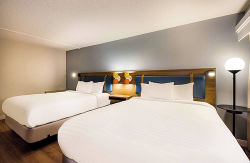 Eastwick Hotel | Make Your Trip More Enjoyable! 3 Posh Units, Close to African American Museum