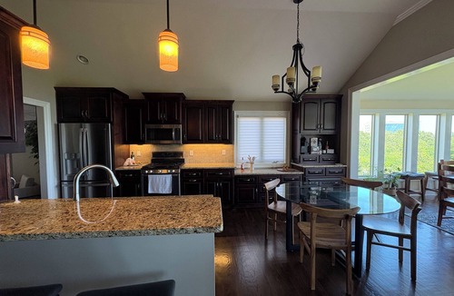 Bucyrus House | Make yourself at home in this fully furnished 4-bed, 3-bath home