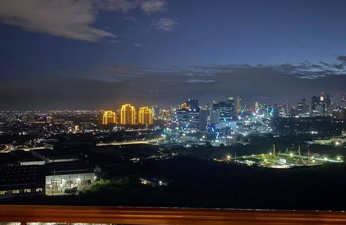 Bagumbayan Condo | Make Yourself Feel At Home in 2Bedroom