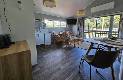 Maketu Villa | Maketu Beachside Haven Mauao Villa