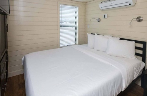 Camp Verde House | Making The Best Memories Along The Way! FREE Parking, Pool, Pets Allowed!