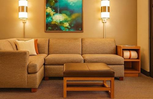 Gwinnett Place Hotel | Making The Best Memories Along The Way! Close to Pirate’s Cove Adventure Golf!