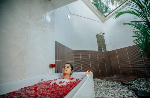 Neeleshwar Hotel | Malabar Ocean Front Resort & Spa