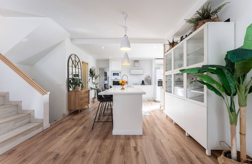 Benalmadena Ski Chalet | MalagaSuite Plumaria House