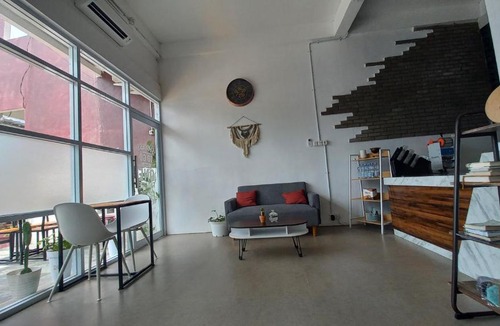 Enrekang Bed & Breakfast | MALAKUI Bed&Coffee