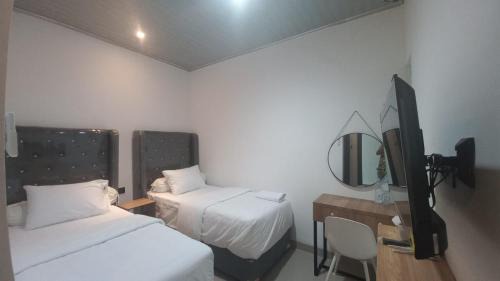 Enrekang Bed & Breakfast | MALAKUI Bed&Coffee