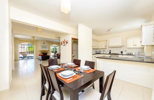 Kapparis Villa | Malama Gardens