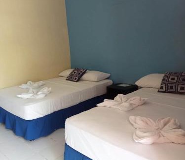 Logon Bed & Breakfast | Malapascua Beach and Dive Resort
