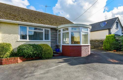 Bryn-crug House | Maldwyn