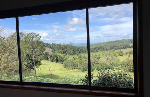 Wootha House | Maleny Mountain Retreat