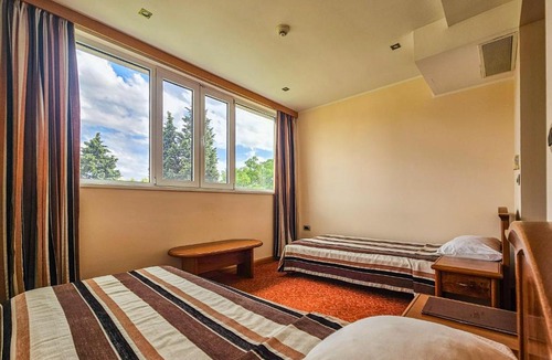 Podgorica Hotel | Mali Hotel BaMBiS