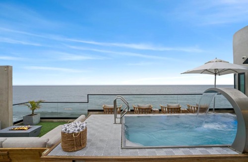 Eastern Malibu Apartment | Malibu Sand by Stay Awhile Villas