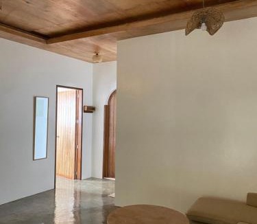Santa Monica House | Malinka House