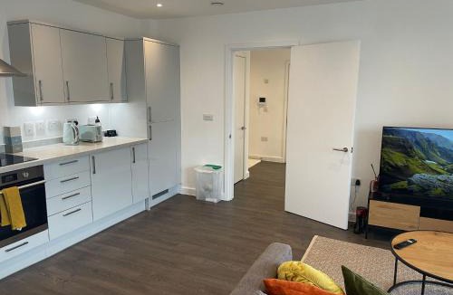 Waddon Apartment | MALIXA Uk