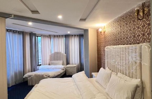 Murree Hotel | Mall Rd Muree Ciros Hotel
