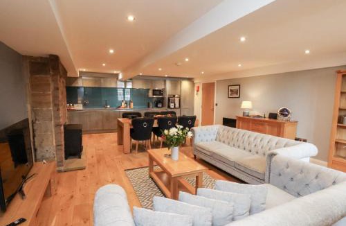 Whitby Apartment | Mallard Engine Shed