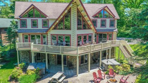 McHenry House | Mallard Landing