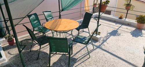 Chios Town Apartment | Mama's Home